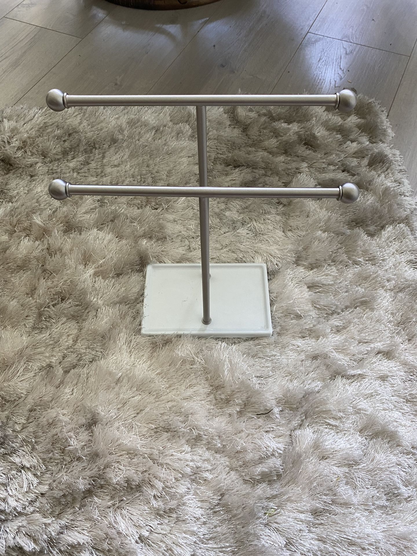 Necklace Stand/Holder