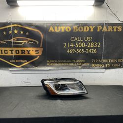 AUDI Q5 RH HEADLIGHT OEM 2013-2017 