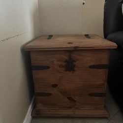 Living Room Furniture. 
