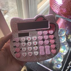 Hello Kitty Calculator