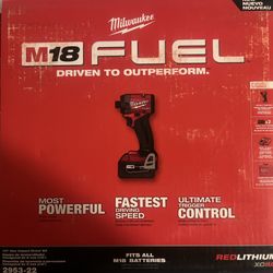 Milwaukee Impact drill set