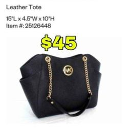 Good Condition
 Michael Kors Black Leather Purse $45
