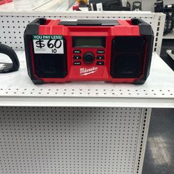 Milwaukee Bluetooth Speaker 