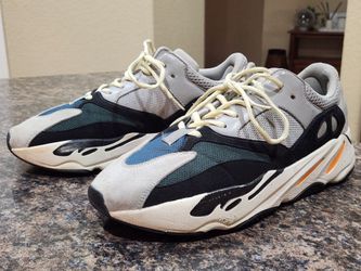 Men's Sz. 13.5 Adidas Yeezy 700 Wave Runner (2023)