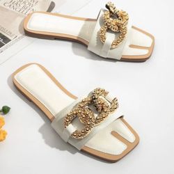 Women Metal Chain Decor Crocodile Embossed Slide Sandals, Fashionable Metallic Party Flat Sandals