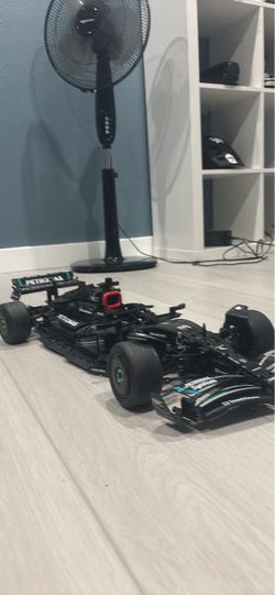 Lego technic Mercedes amg f1