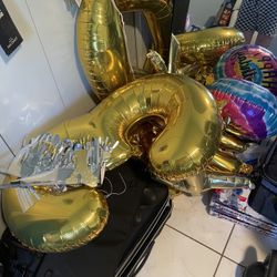 FREE Birthday Ballons And Banners