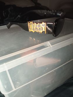 LOCS Black Rectangular Sunglasses – LOC91238-BK – $15
Price: $15 OBO