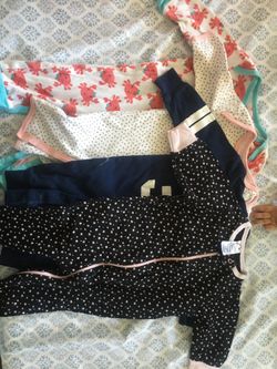 4 baby onesies