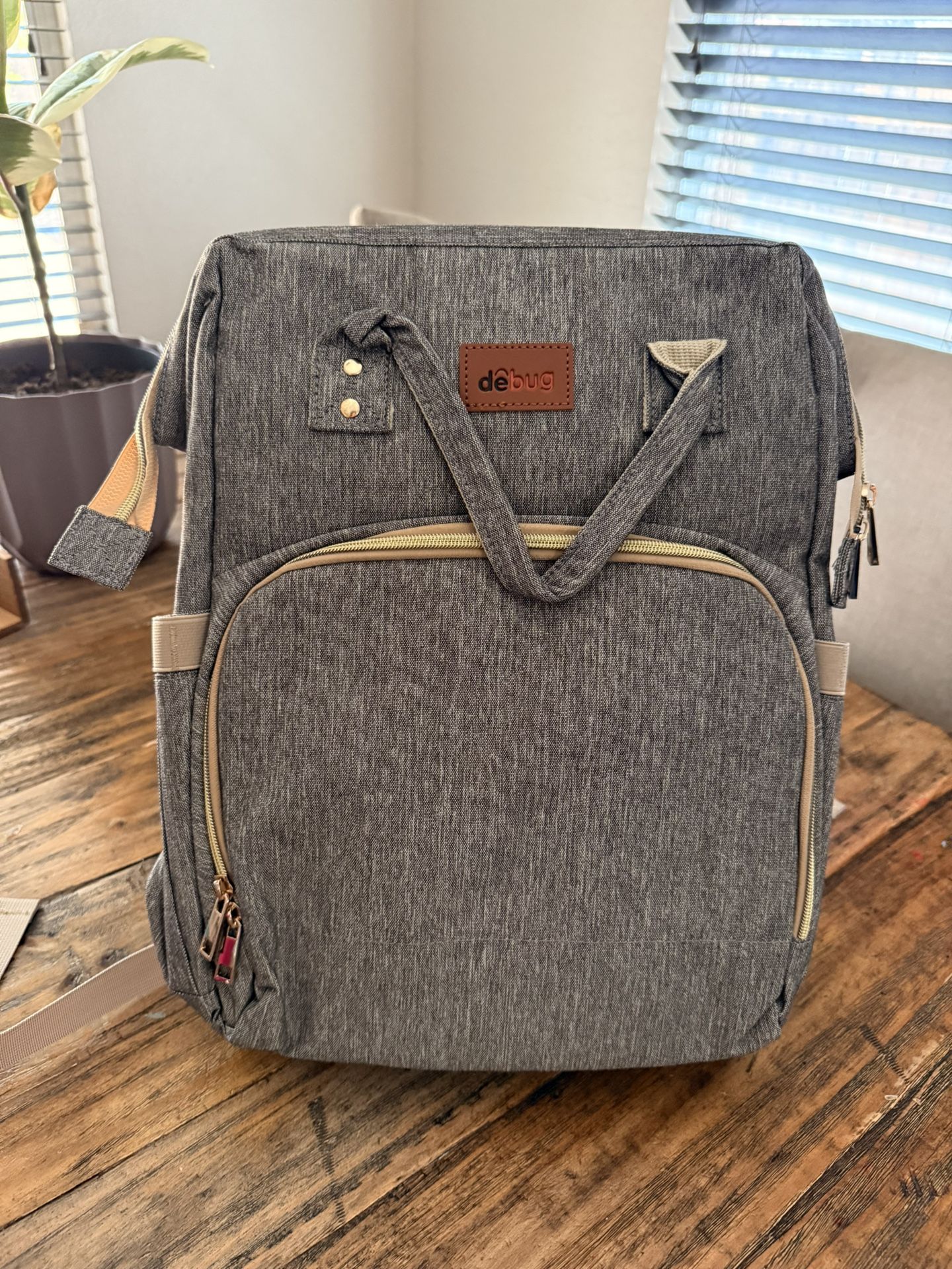 Debug Diaper Backpack With Changing Station