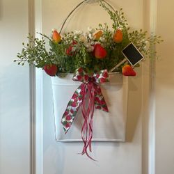 Farmhouse Spring Door Decor 