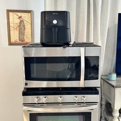 Refrigerator, Stove, Microwave, & Dishwasher