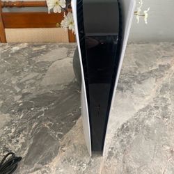 Ps5 Digital 1TB w Controller