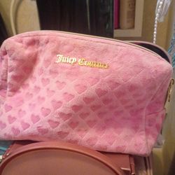 Makeup bag