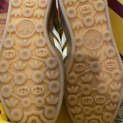 adidas gazelle silver green womens Gucci X Adidas Purple Velvet Gazelle Sneakers, Size 38 w/ Box – OLIVER'S