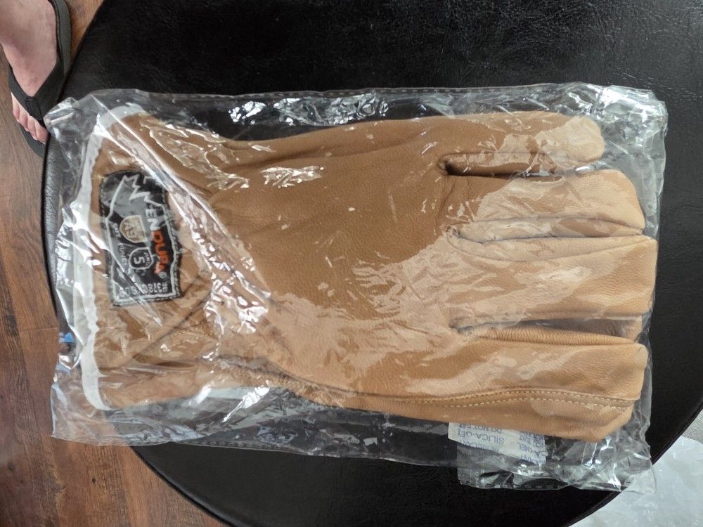 BRAND NEW ENDURA LEATHER WORK GLOVES