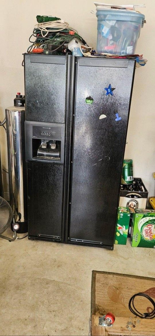 Nice Fridge With Warranty And Delivery Included $699.99