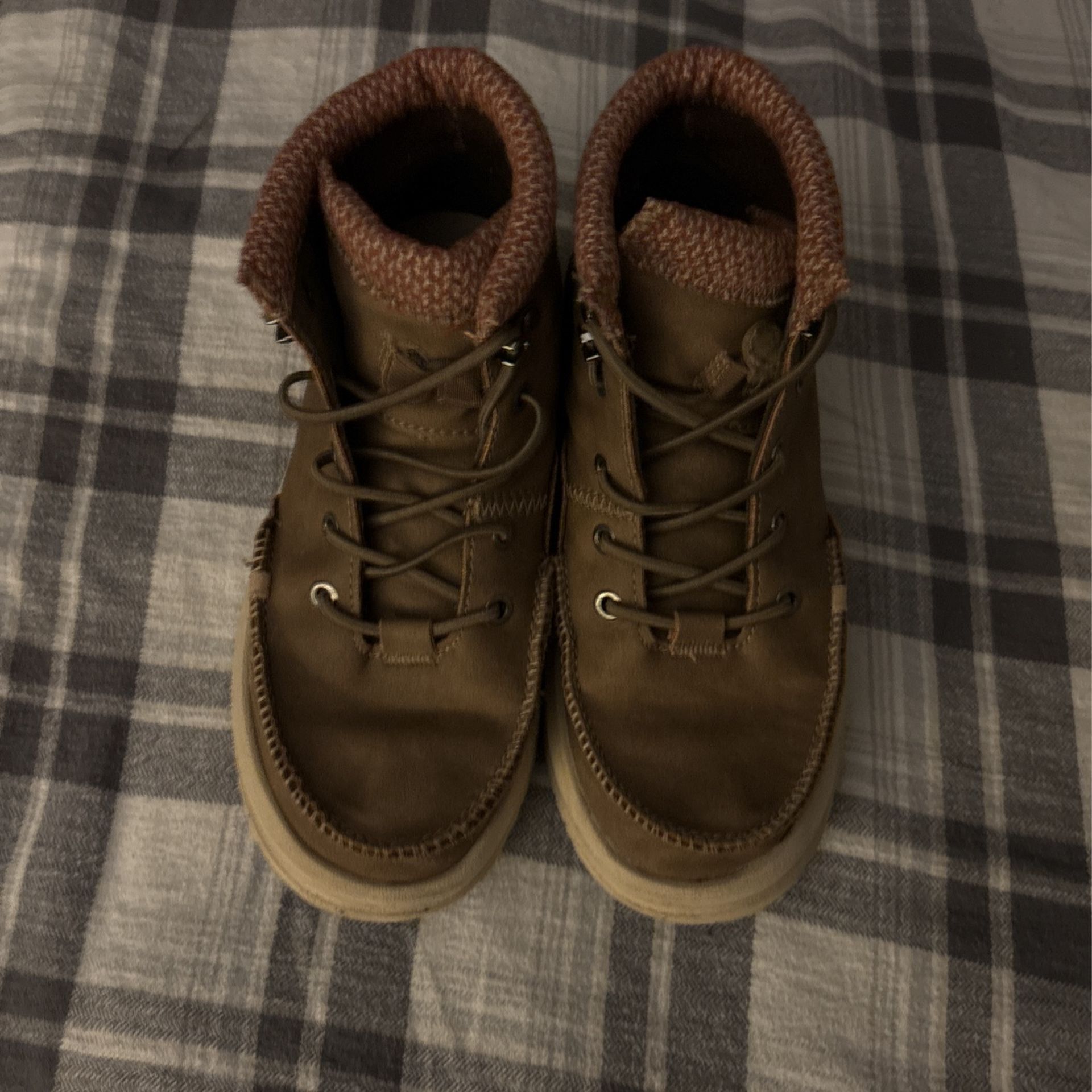 Boys Boots Size 2