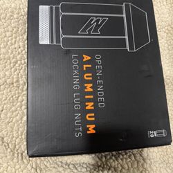 Mishimoto Locking Lug Nuts 