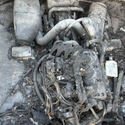 Boat motor Ran Perfect When Boat Caught On Fire The Fire Had Nothing To Do With The Boat Just Previous Owners accident