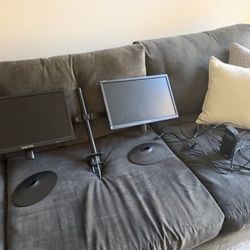 2- 22" Monitors with the Monitor Mound & Base