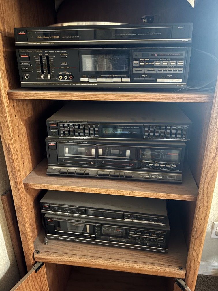 Stereo With Turntable and remote