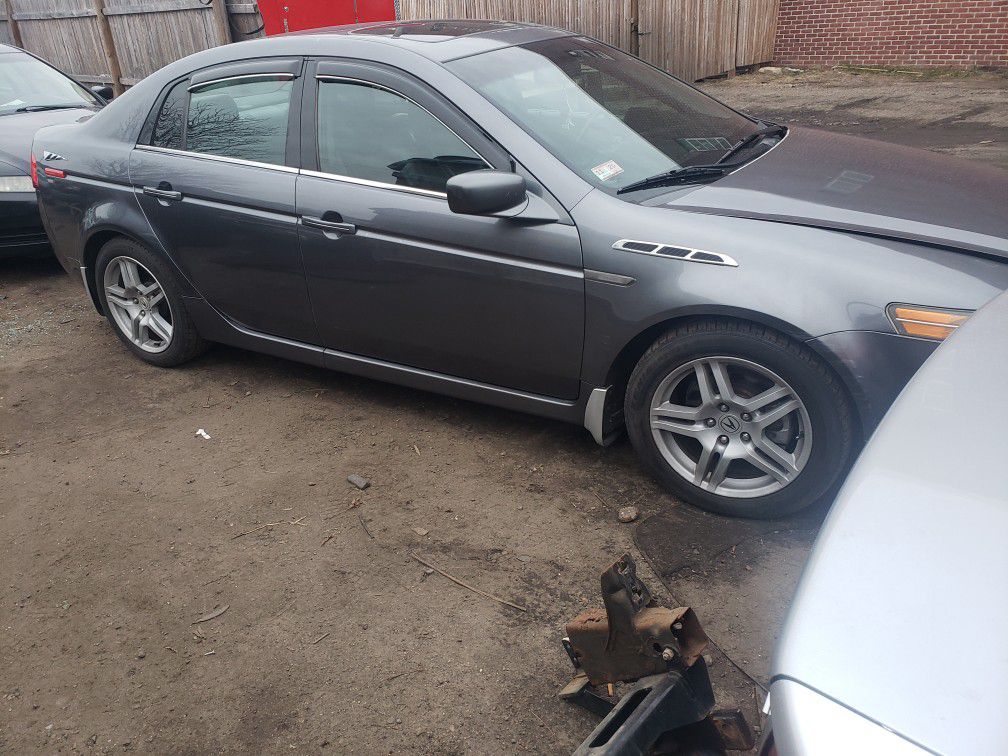 Selling Parts 04 Acura Tl