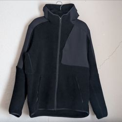Lululemon Tundra Trek Hooded Jacket Size XL