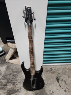 Dean 4 String Bass Guitar