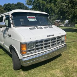 1989 Dodge B150 van