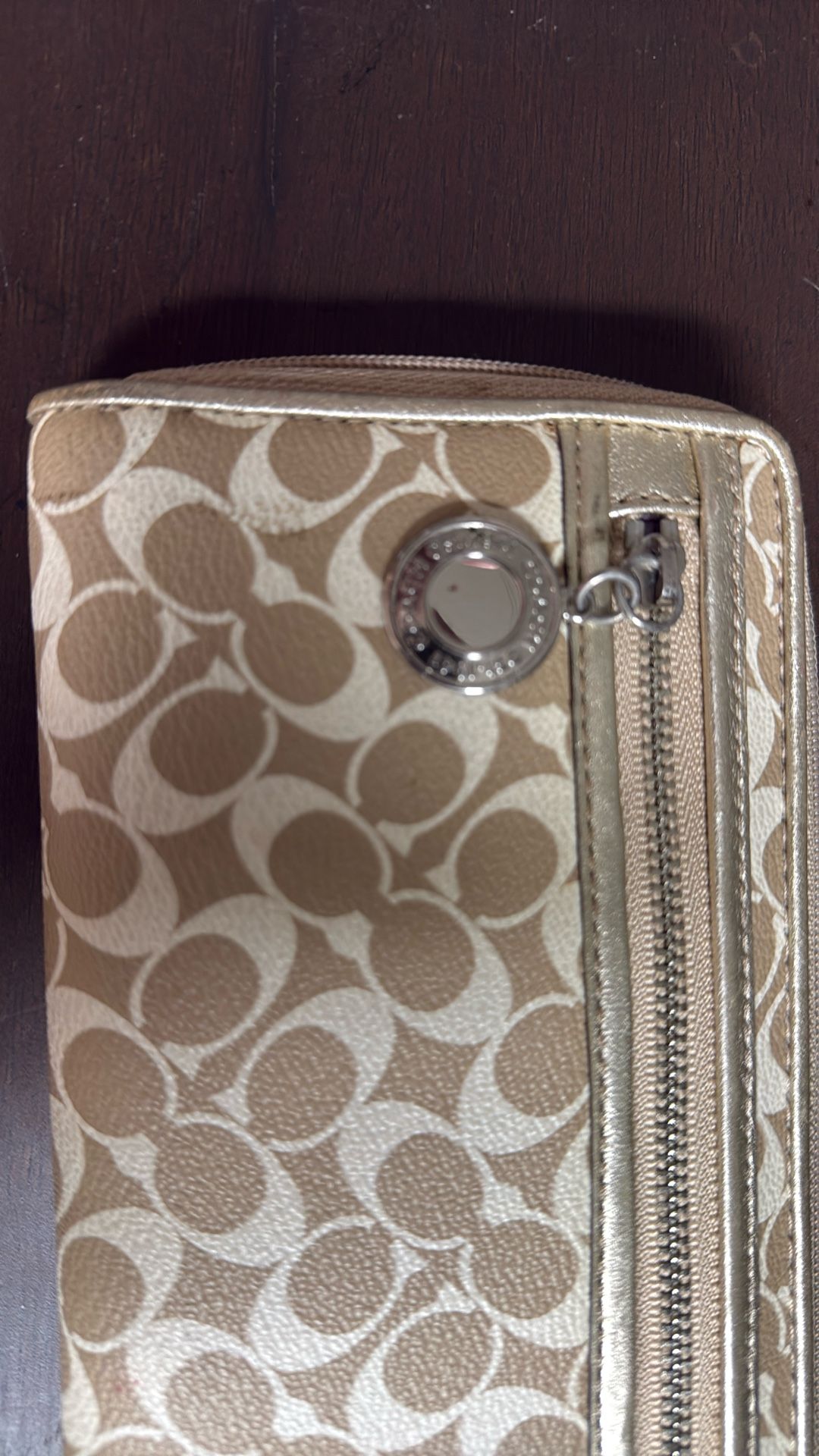 Coach" / Authentic "Coach" Wallet