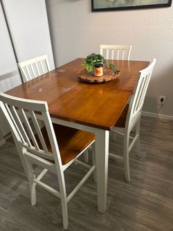 Kitchen table