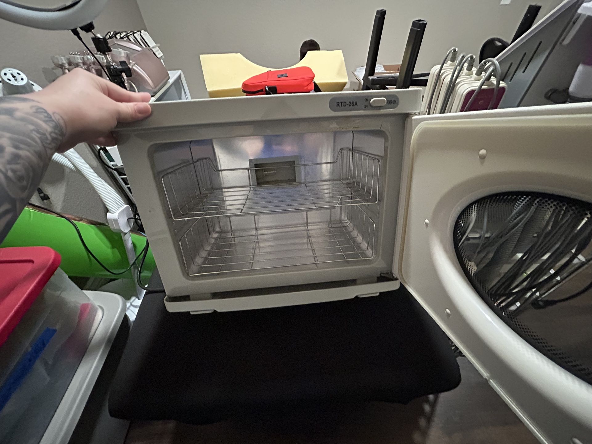 Towel Warmer And Ring Light 