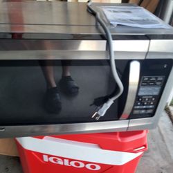 Magic Chef Microwave 