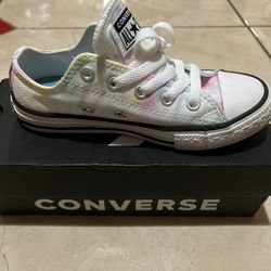 Shoes CONVERSE Size 13 For Youth !
