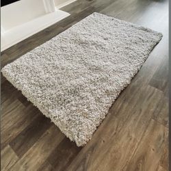 Ashley home Light Gray Rug 5x7’6”