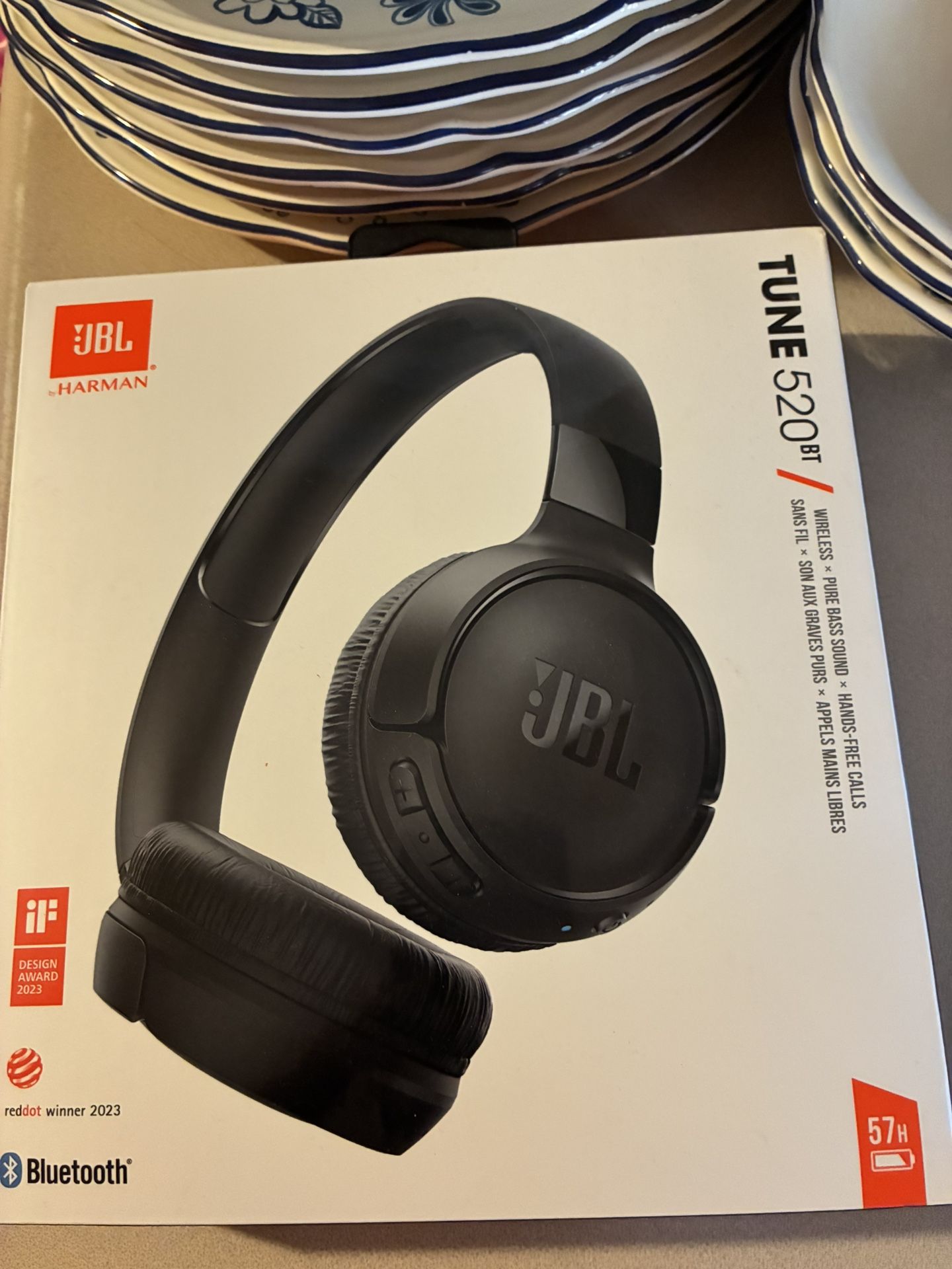 JBL Headphones Tune 520BT Wireless