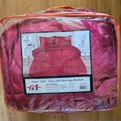 QUEEN SIZE SHERPA BLANKET
