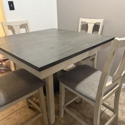 5 Piece Dining Table 