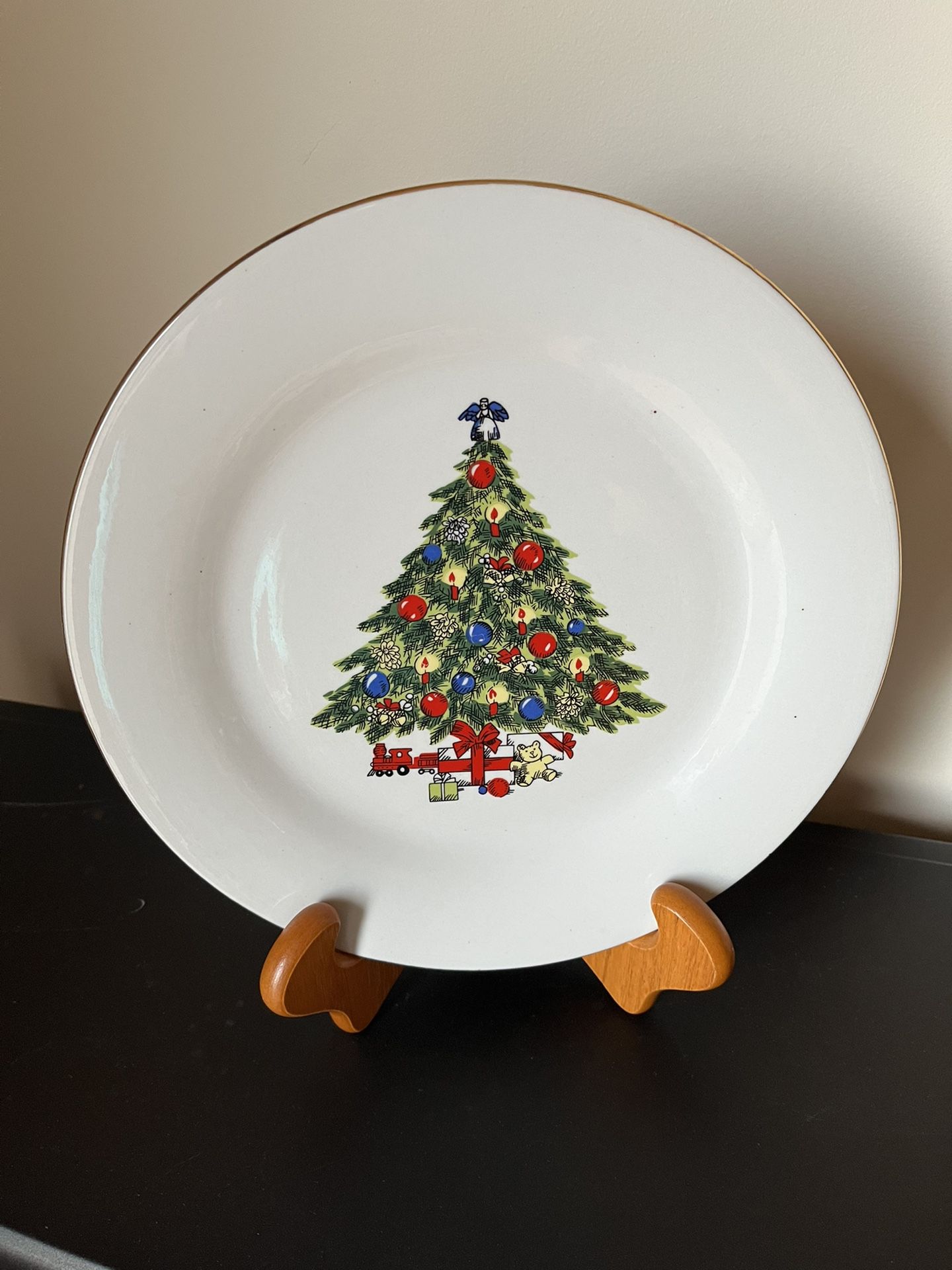 Christmas Tree Dinner Plate with Gold Rim 10.5" Sea Gull Fine China Christmas in July
