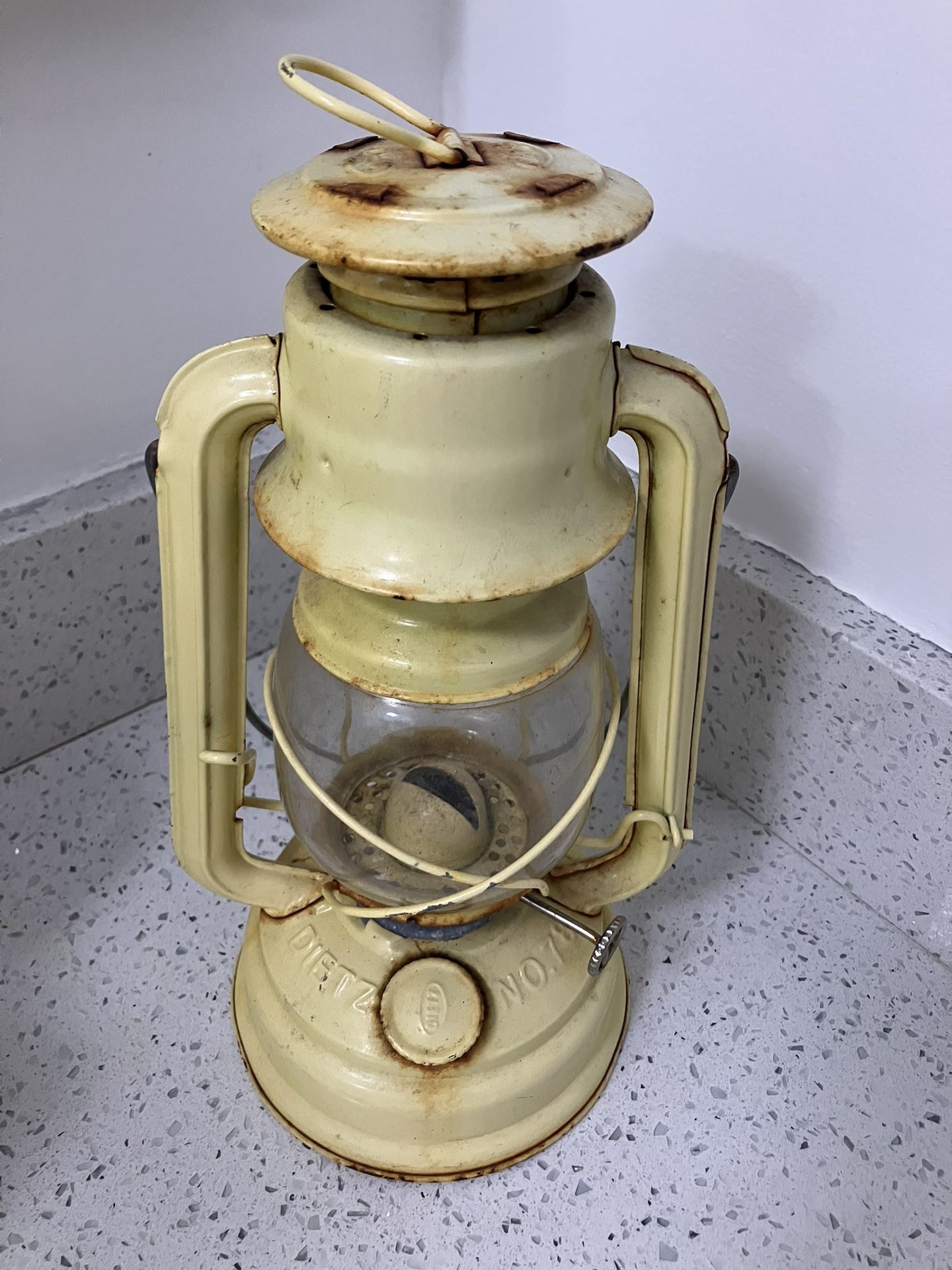 Vintage Lamp Dietz Mars Lantern! $50 Delivery 🚚 Available!