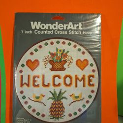 Vintage Wonder Art #5482 Counted Cross Stitch Kit "Welcome"Pineapple 7"With Hoop-$10.00