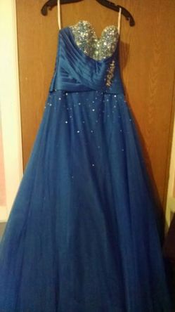 Prom dress or Homecoming gown!!