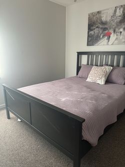 Dark Wood Queen Bed