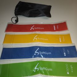 4 Resistance Bands And Bag