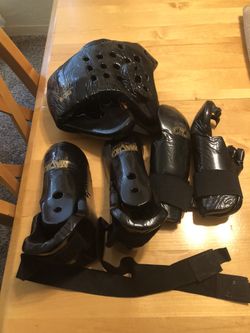 Sparring equipment