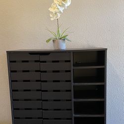 Shoe Cabinet/Shelf
