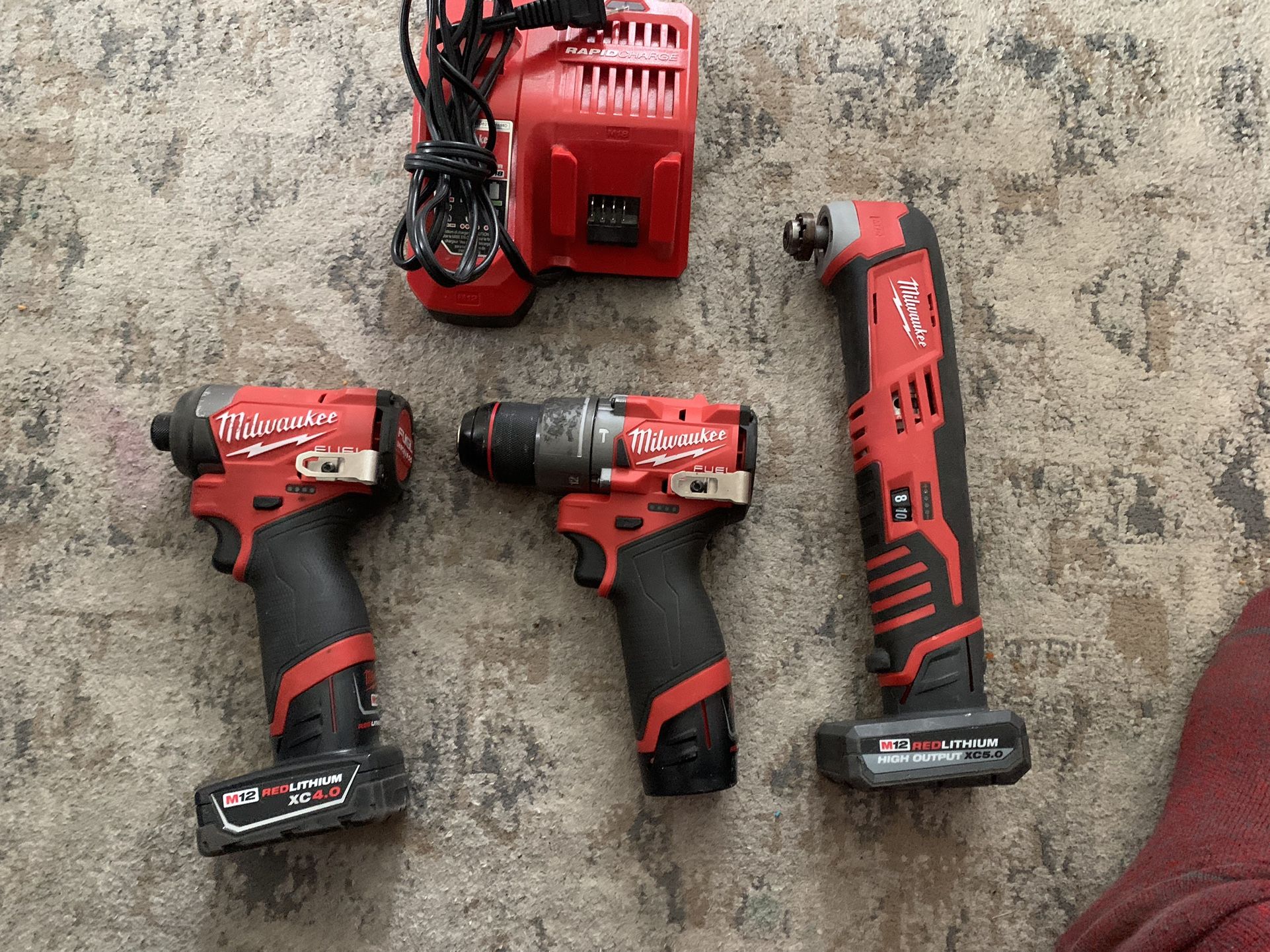 Milwaukee M12