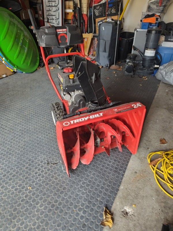 Troy-bilt Snow Blower