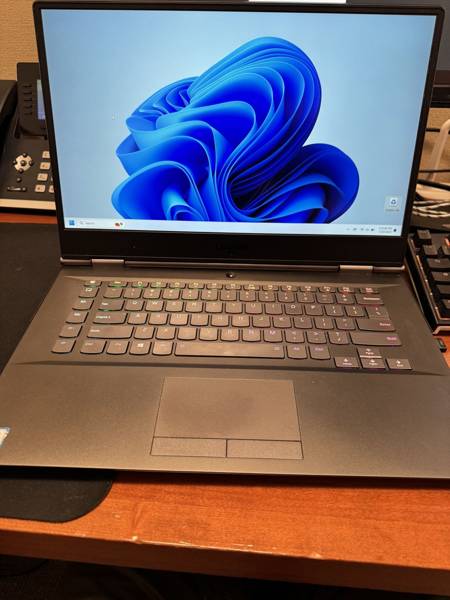 Lenovo Legion Y740 15IRHg i7 9750h 2070 Max Q 16GB RAM 144Hz